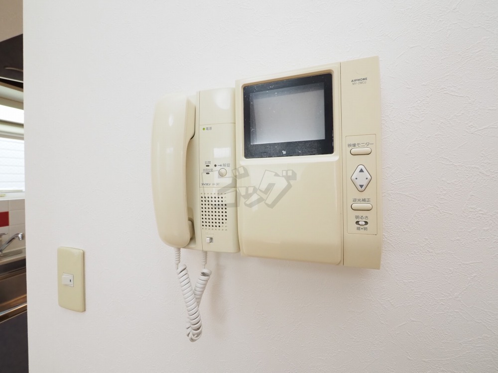 インターホン