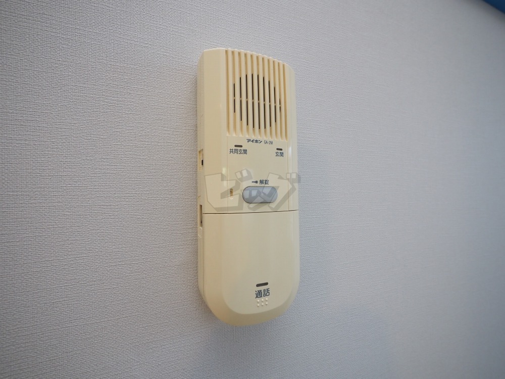 インターホン