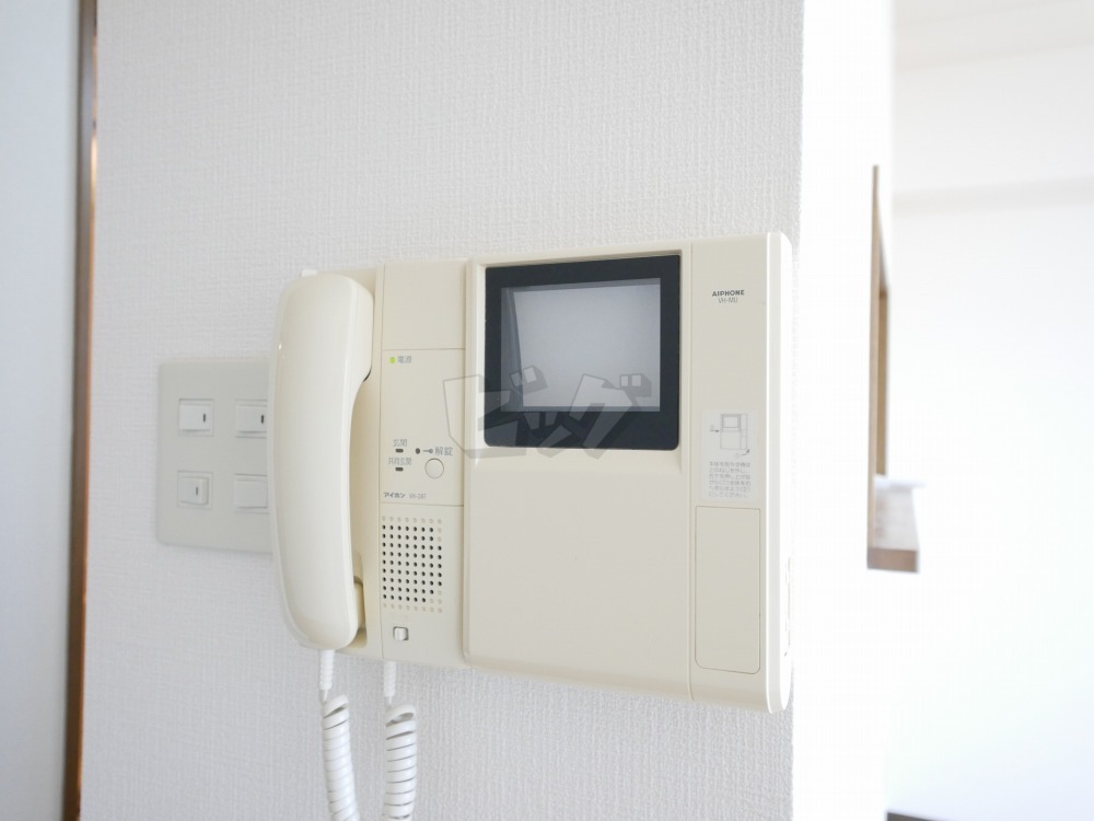 インターホン
