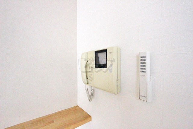 インターホン