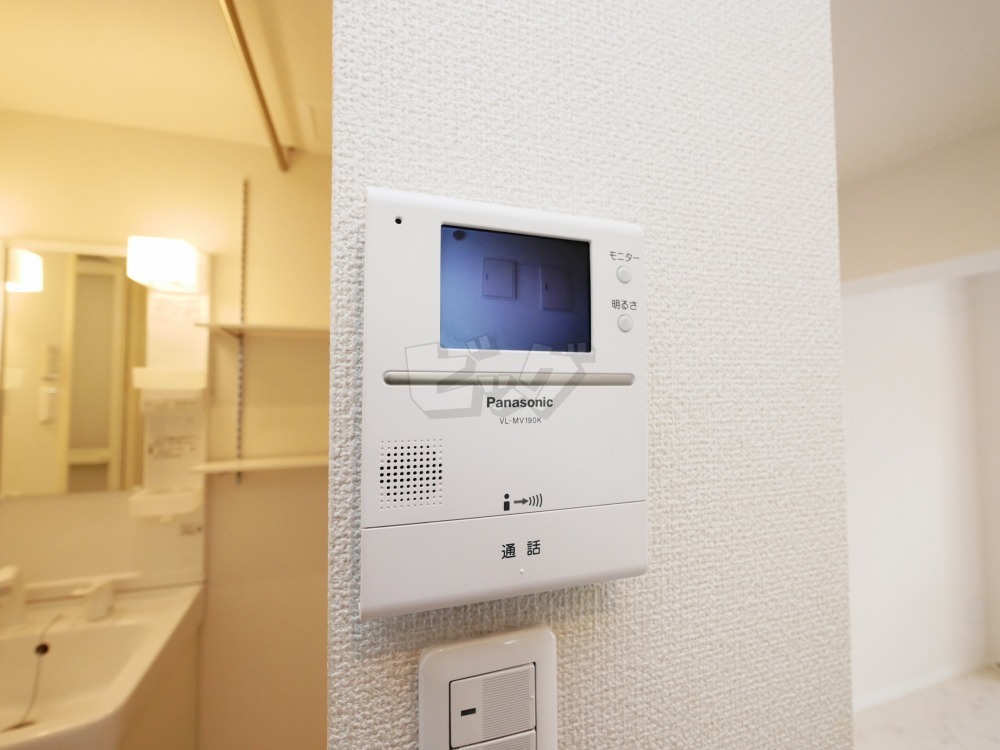 インターホン