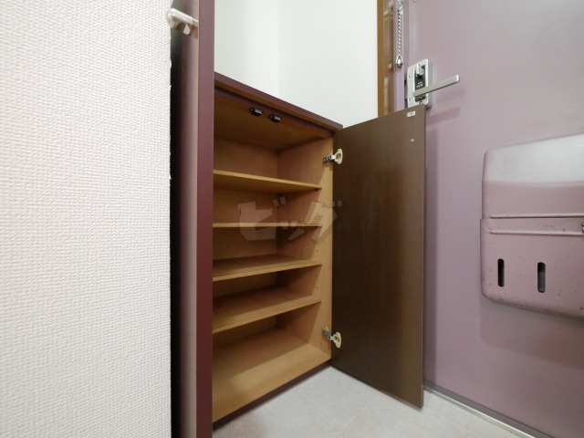 玄関収納