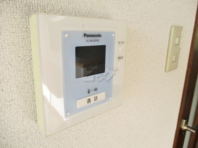 インターホン