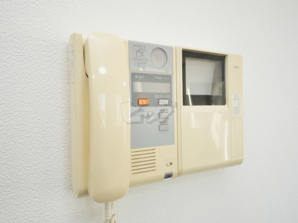 インターホン