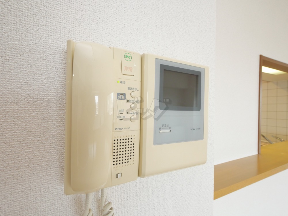 インターホン