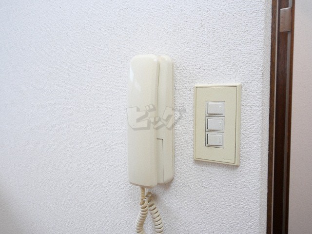 インターホン