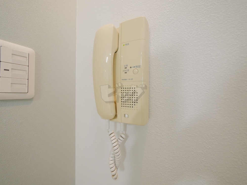 インターホン