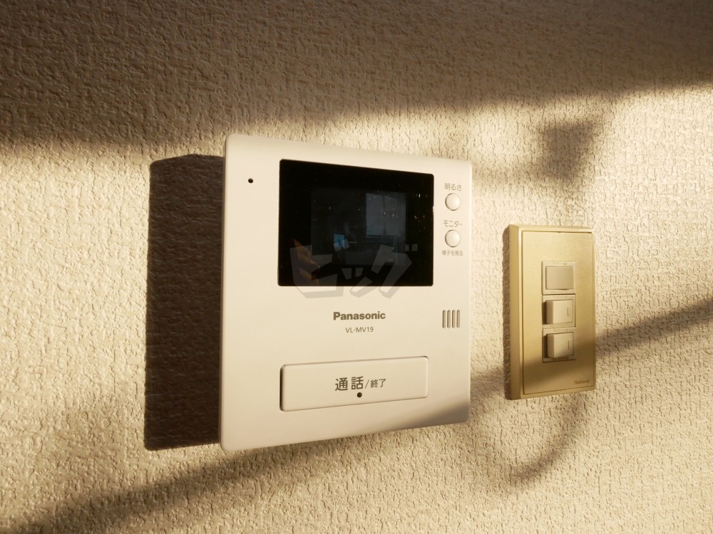 インターホン