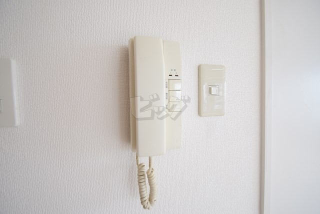 インターホン