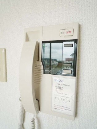 インターホン