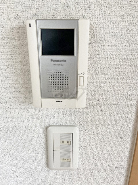 インターホン