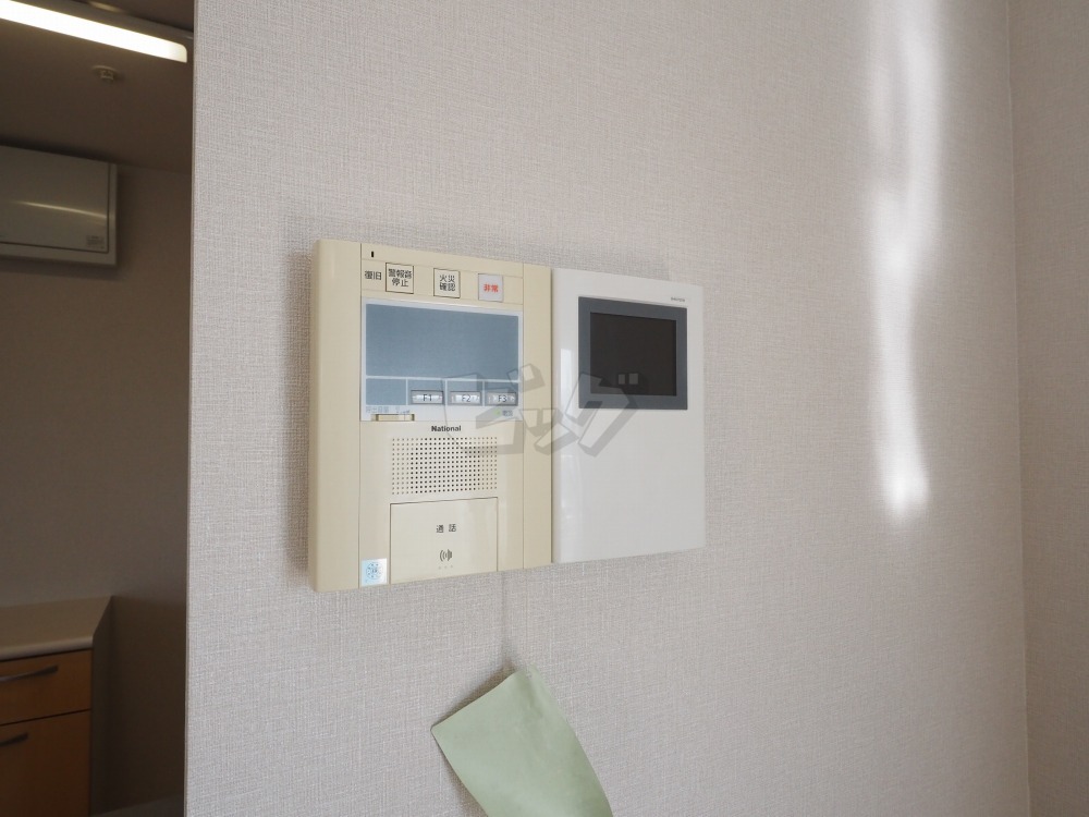 インターホン