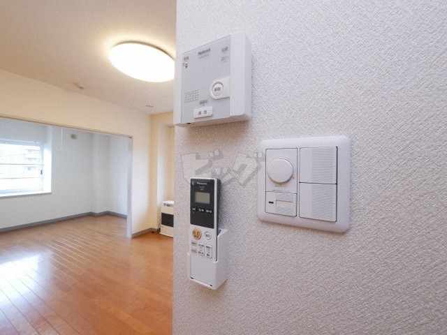 インターホン