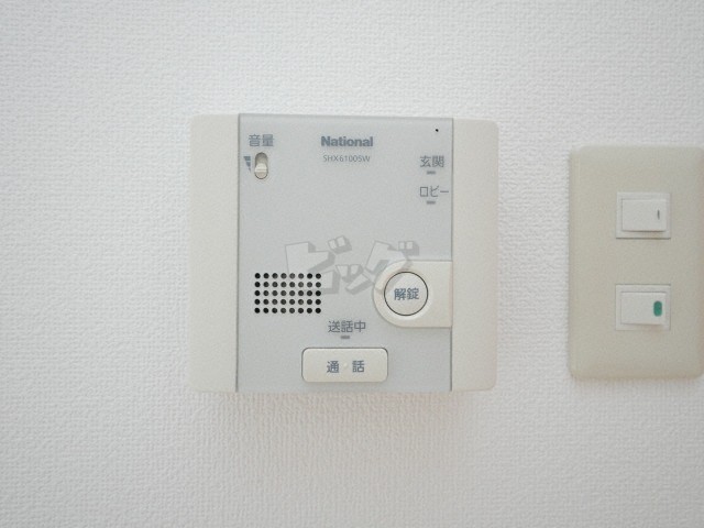 インターホン