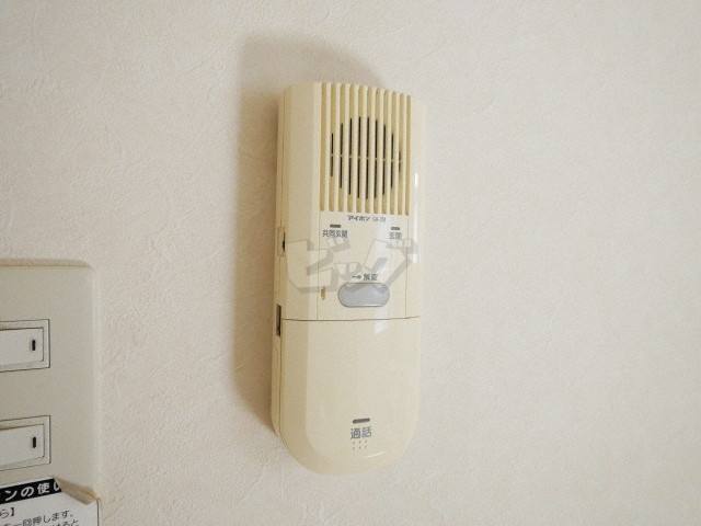 インターホン