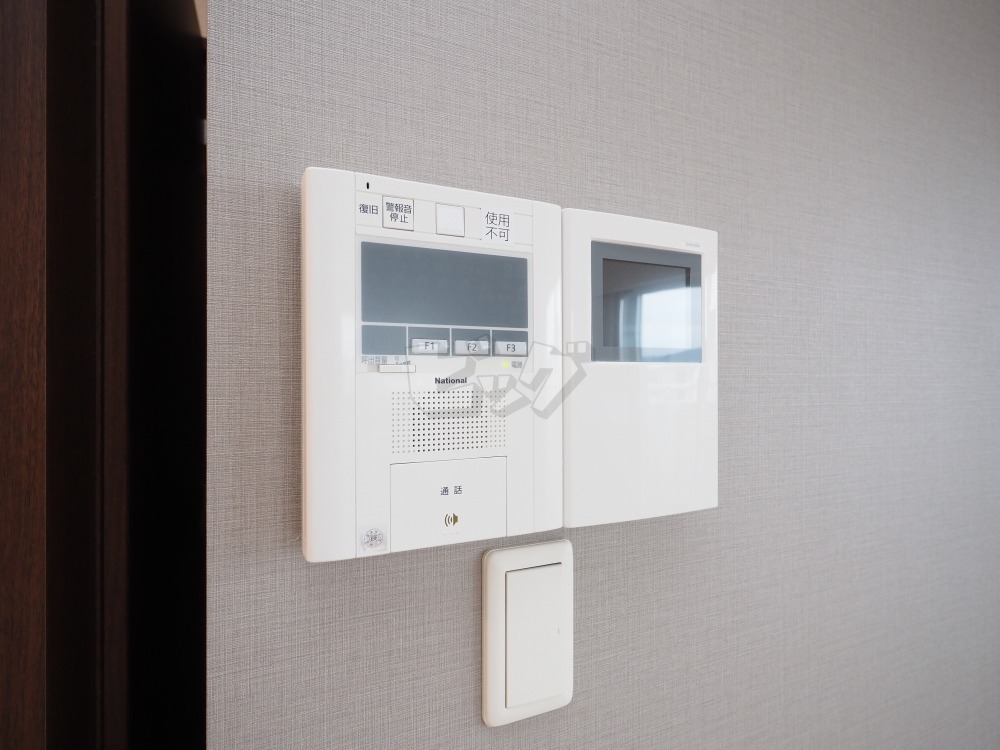 インターホン