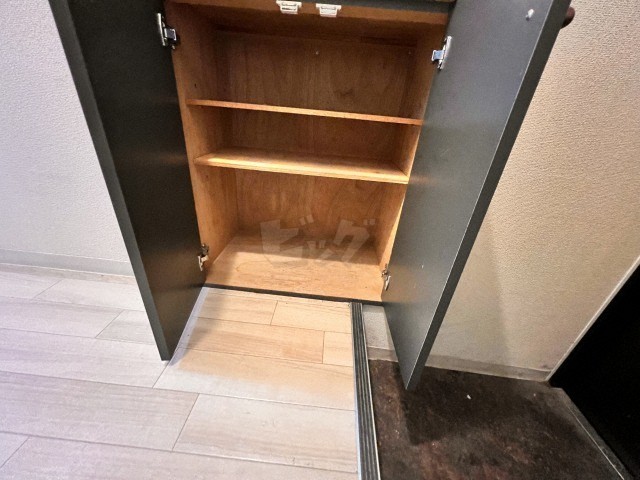 玄関収納