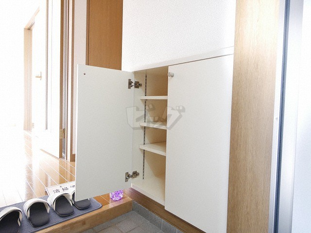 玄関収納