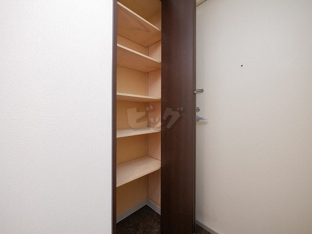 玄関収納