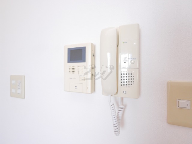インターホン