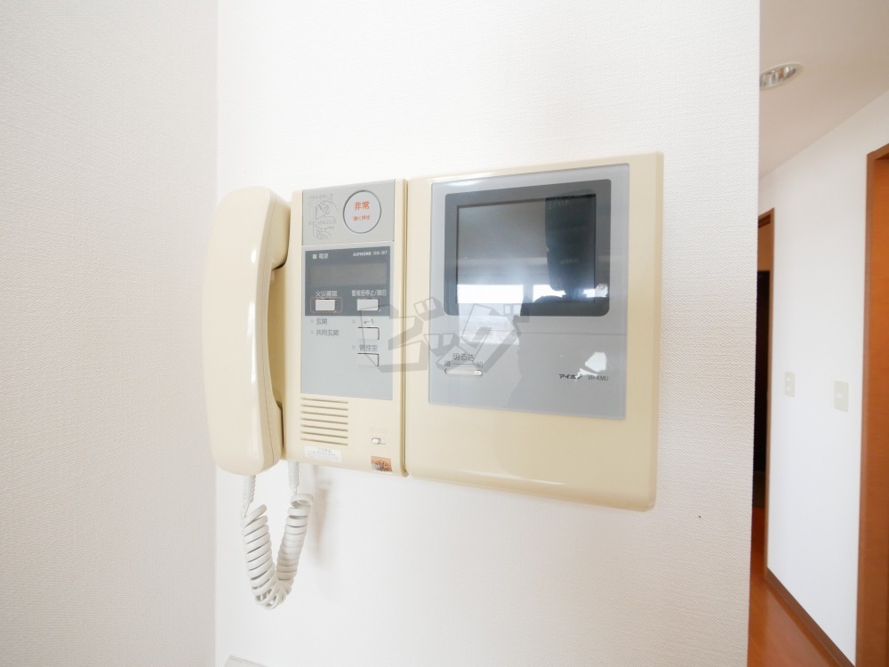 インターホン