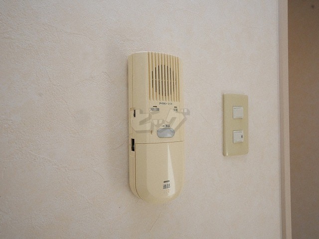 インターホン