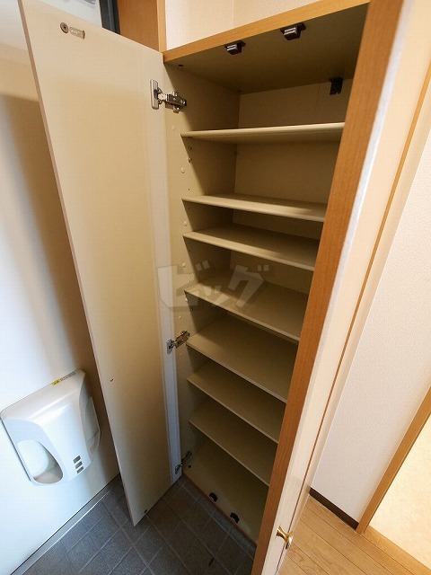 玄関収納