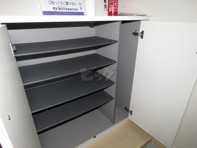 玄関収納