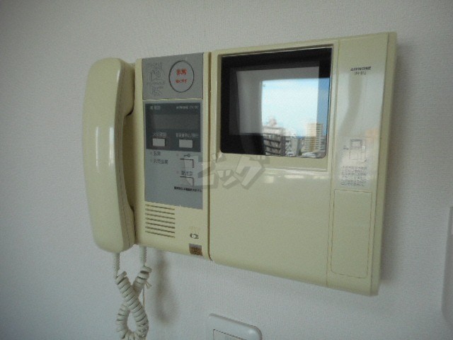 インターホン