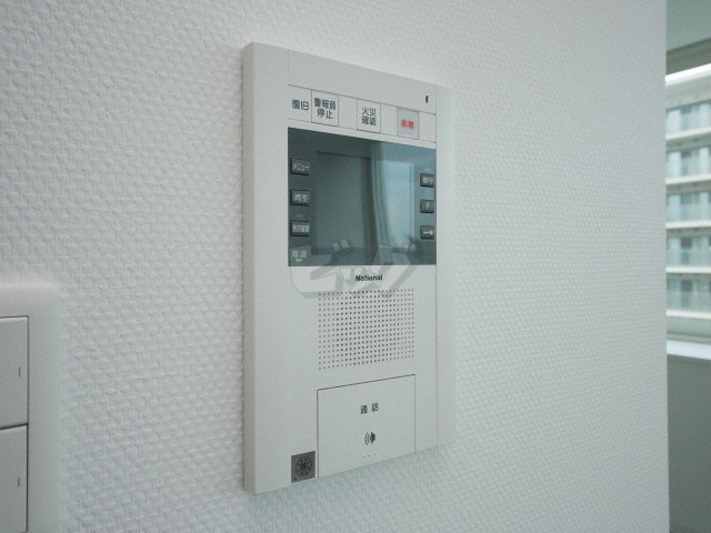 インターホン