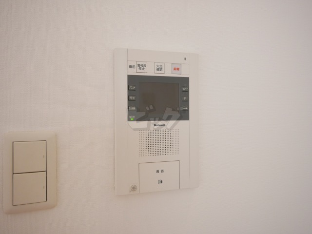 インターホン