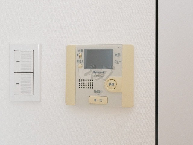 インターホン