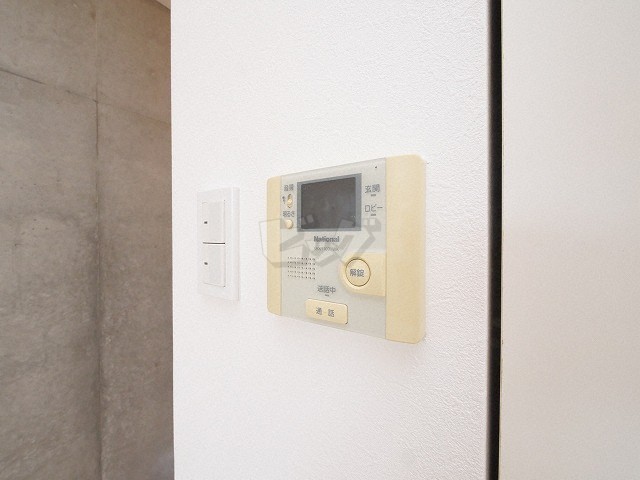 インターホン