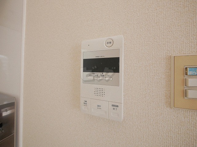 インターホン