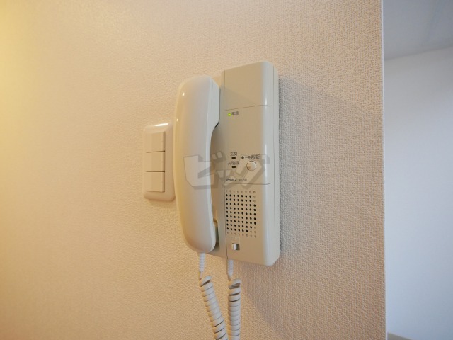 インターホン