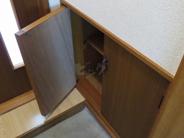 玄関収納