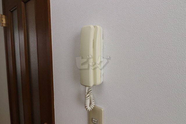 インターホン