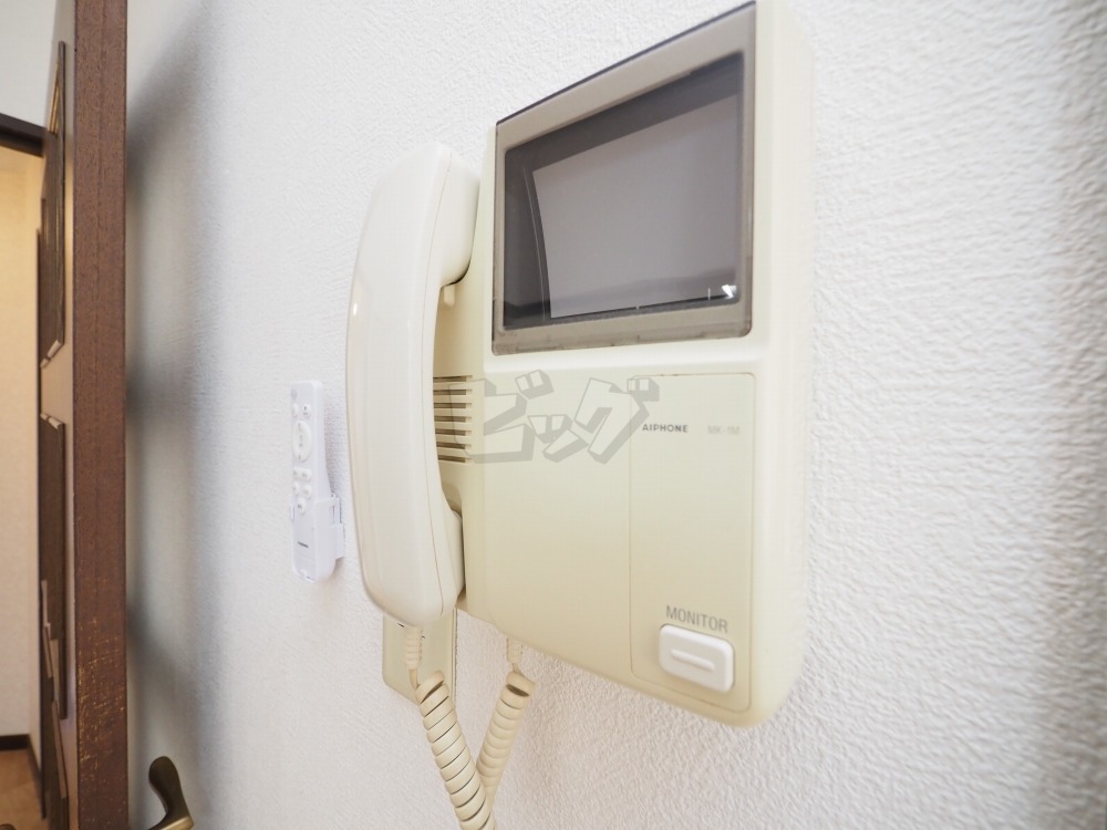 インターホン