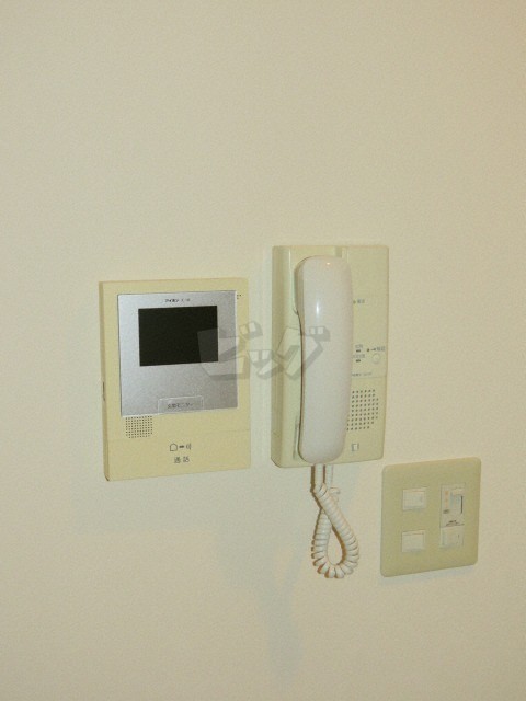 インターホン