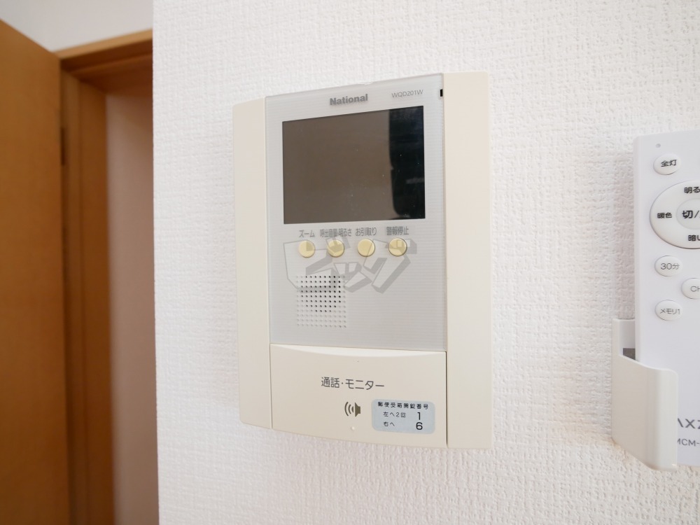 インターホン