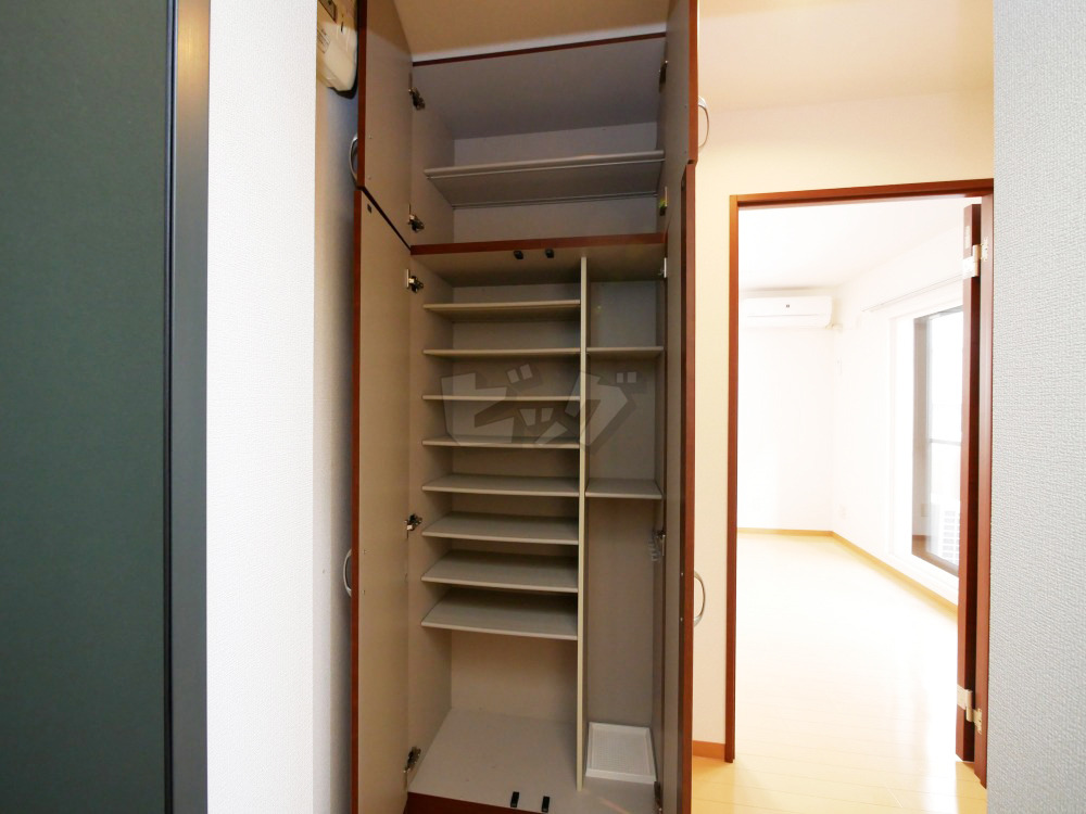 玄関収納