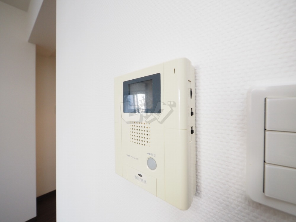 インターホン
