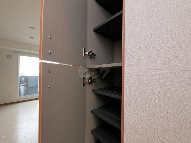 玄関収納