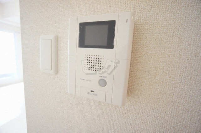 インターホン