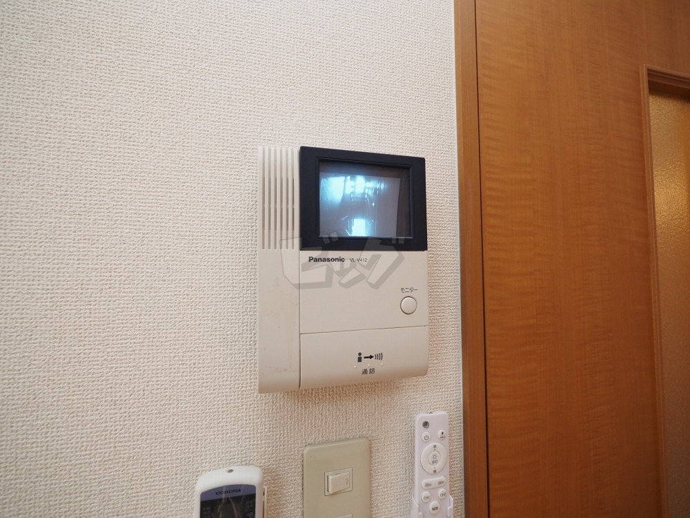 インターホン