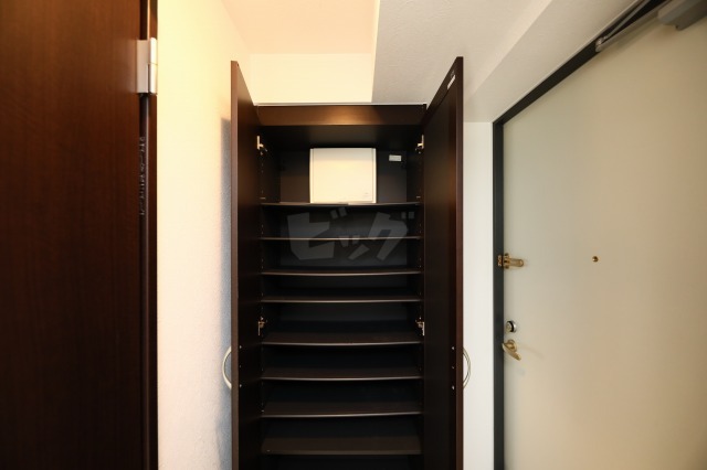 玄関収納