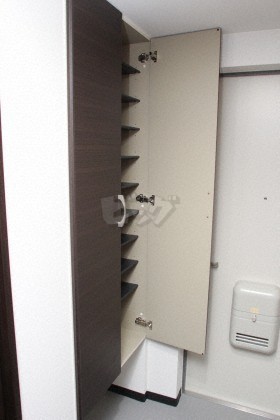 玄関収納