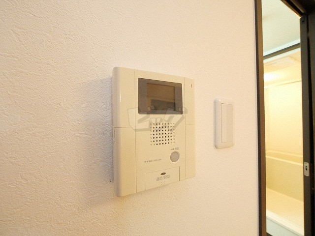 インターホン
