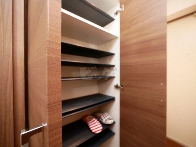 玄関収納