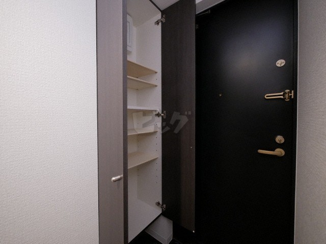 玄関収納